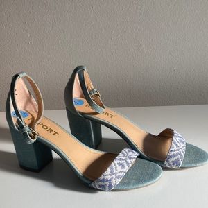 Patterned Denim report Block Heels NWT